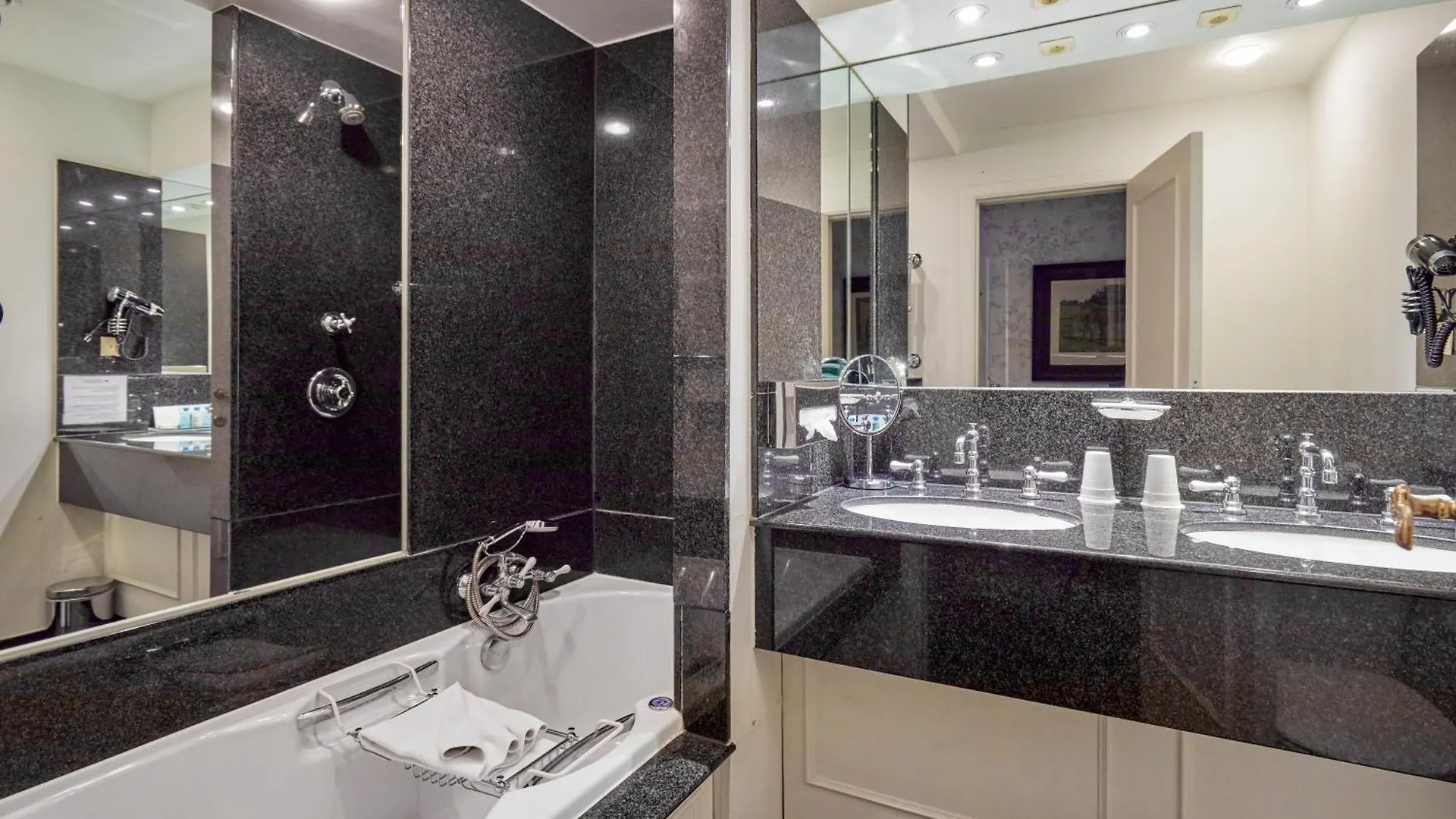 The Pand - Charming Boutique Hotel Bruges